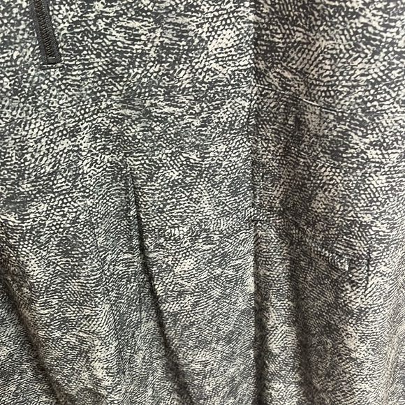 Athleta Black Gray viper printed Topanga Jumpsuit Size XXXL - Picture 9 of 11